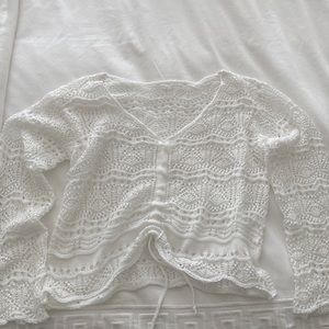 White crochet long sleeve crop top